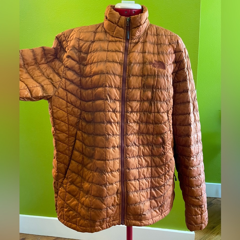 The North Face Men’s lightweight jacket